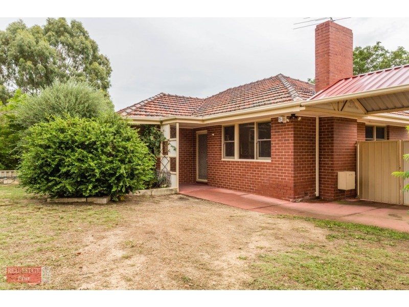 1 Baloo Place, Koongamia WA 6056