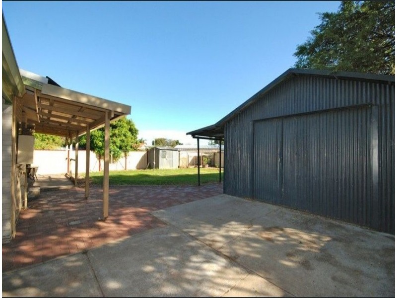 22 Ballina Way, Armadale WA 6112