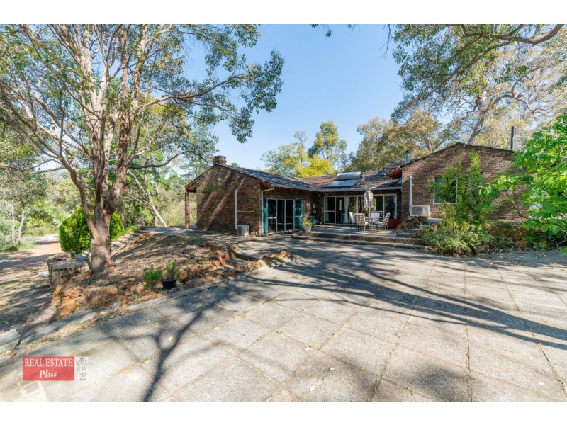 340 Bailey Road, Glen Forrest WA 6071