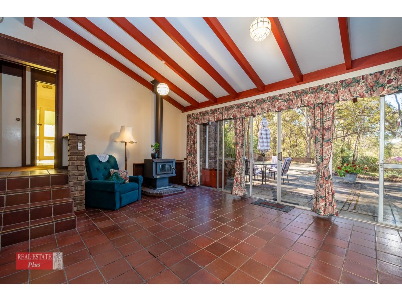 340 Bailey Road, Glen Forrest WA 6071