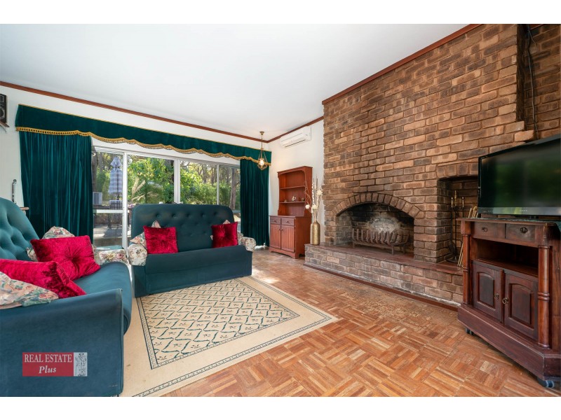 340 Bailey Road, Glen Forrest WA 6071