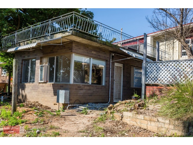 32 Swan View Road, Greenmount WA 6056