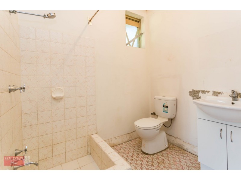 32 Swan View Road, Greenmount WA 6056