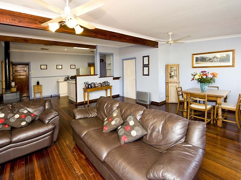 31 Cara Road, Greenmount WA 6056