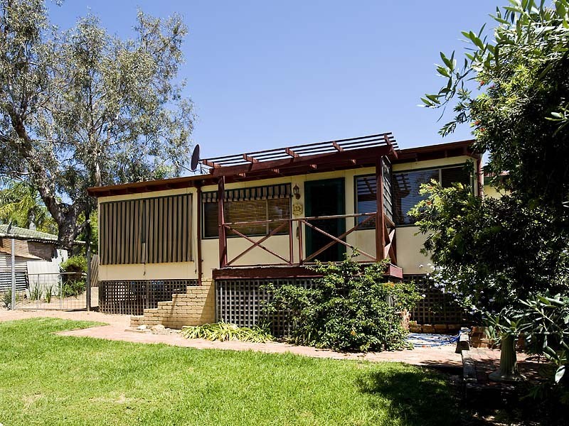 31 Cara Road, Greenmount WA 6056