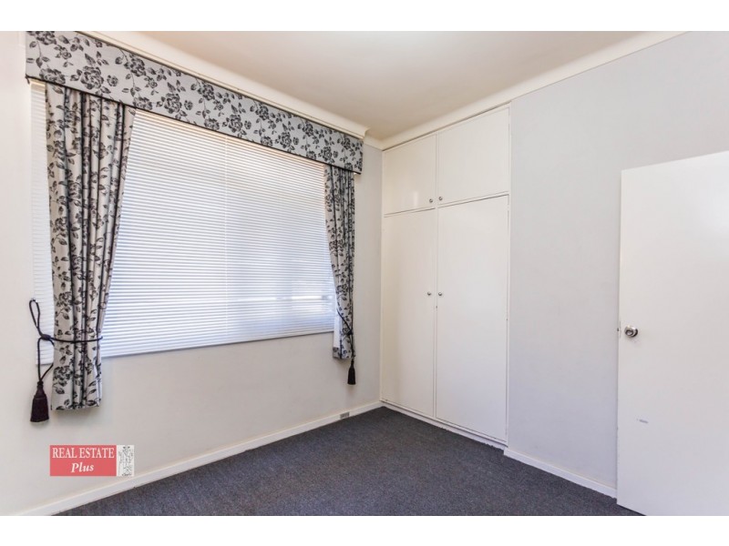 29 Swan View Road, Greenmount WA 6056