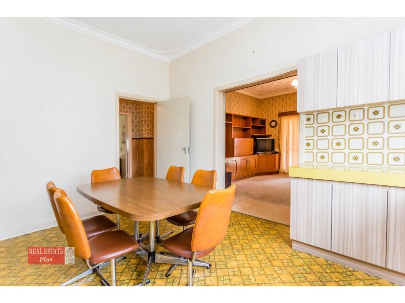 73 Upton Street, St James WA 6102