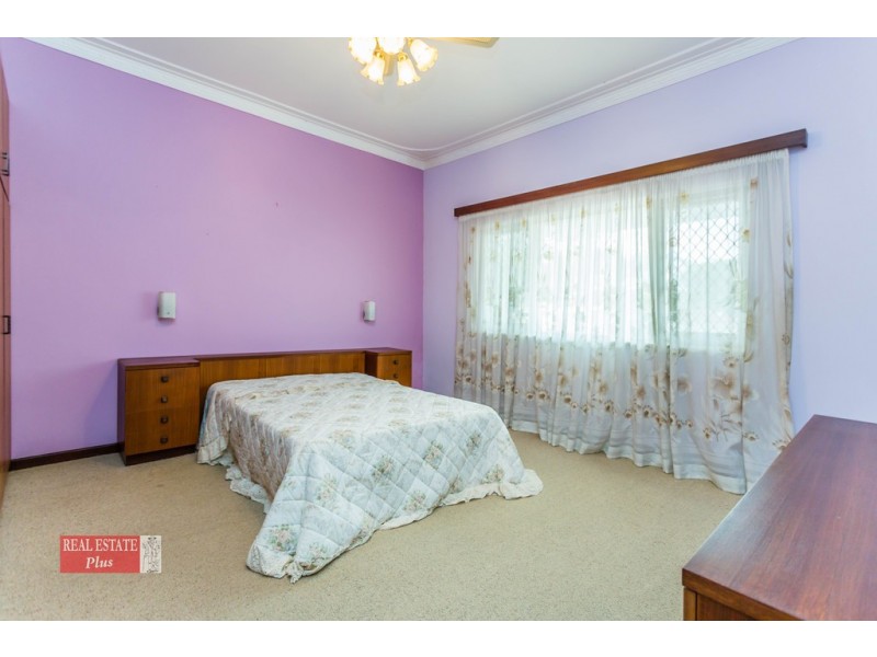 73 Upton Street, St James WA 6102