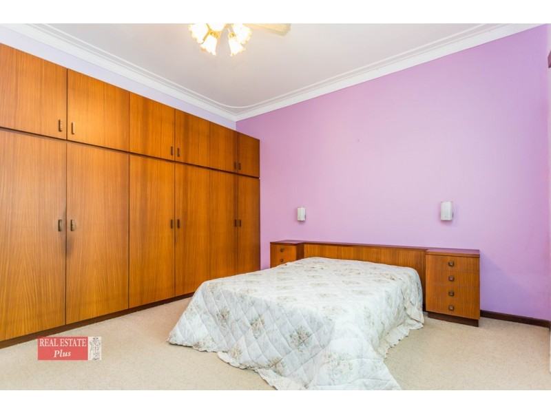 73 Upton Street, St James WA 6102