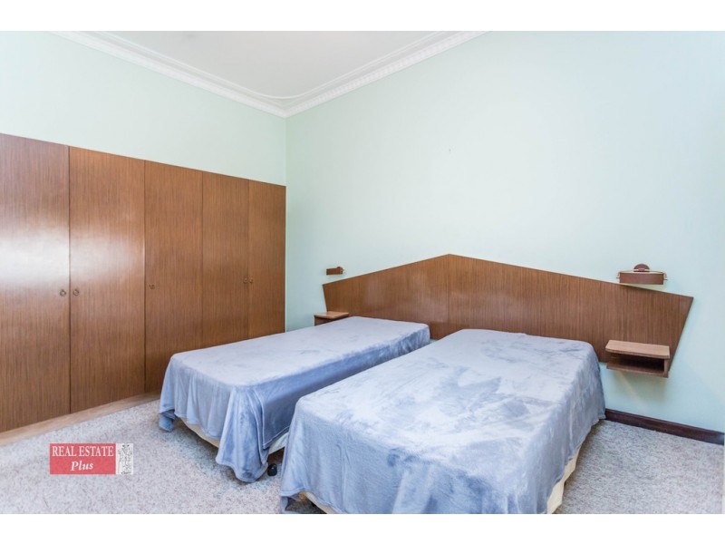 73 Upton Street, St James WA 6102