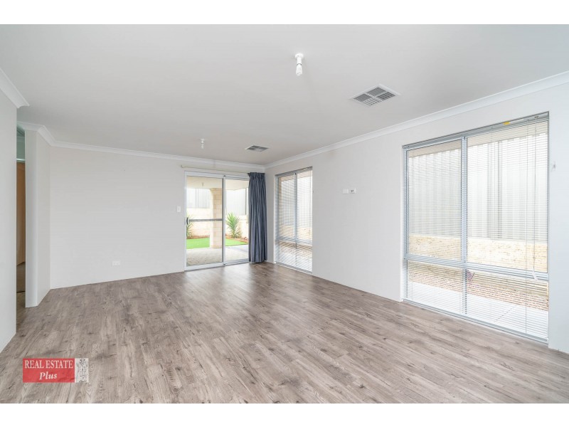 4 Croydon Street, Bellevue WA 6056