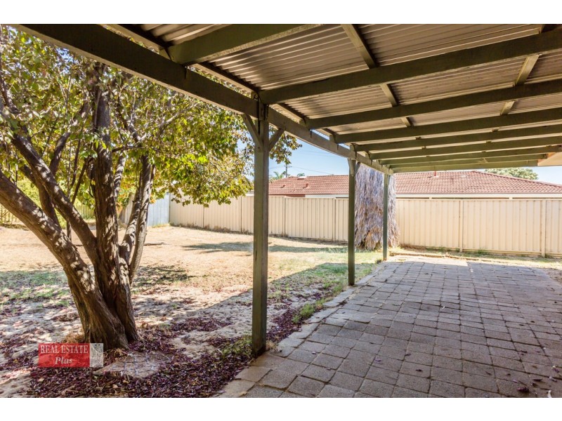 8 Markham Way, Swan View WA 6056
