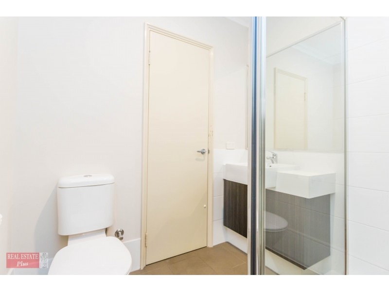 2/6 Sampson Close, Midland WA 6056