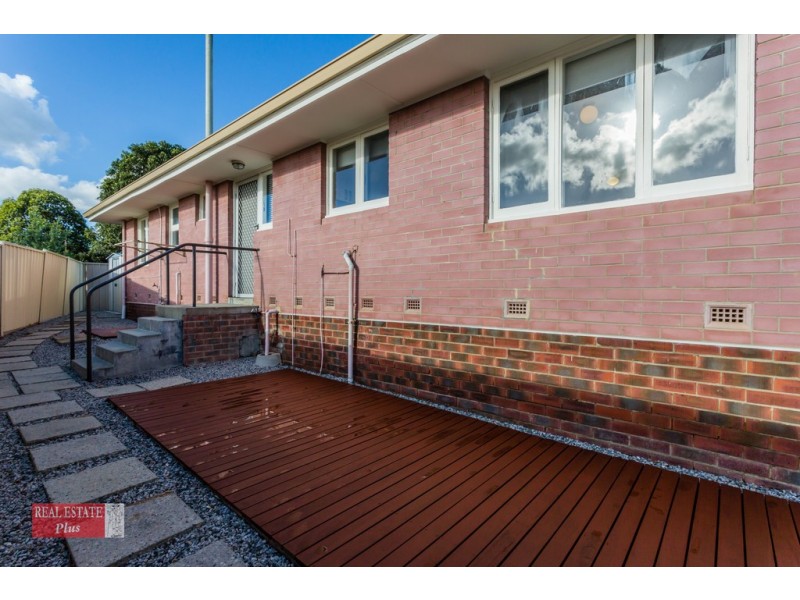 9 Caladenia Way, Koongamia WA 6056