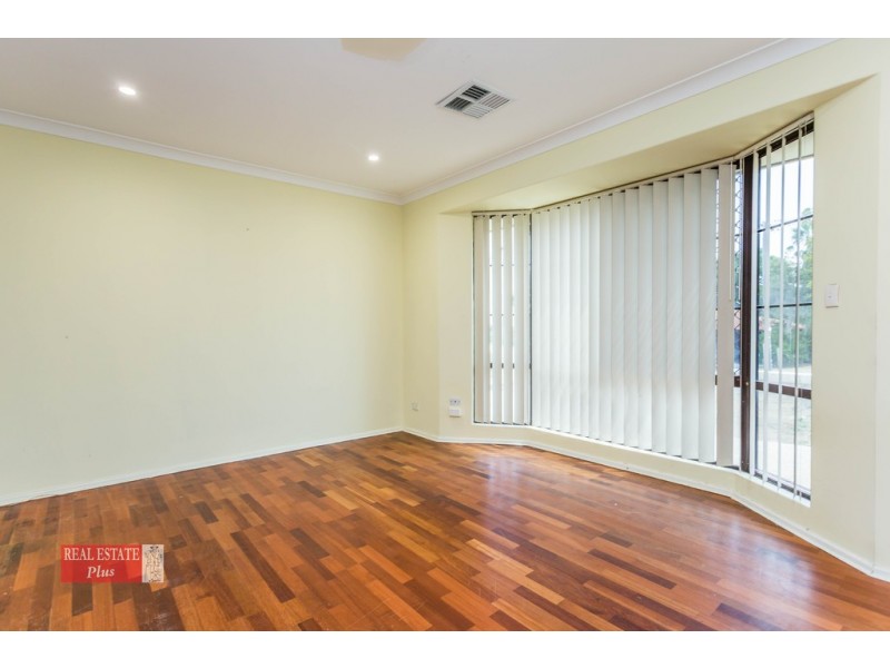 8 Abbott Way, Swan View WA 6056