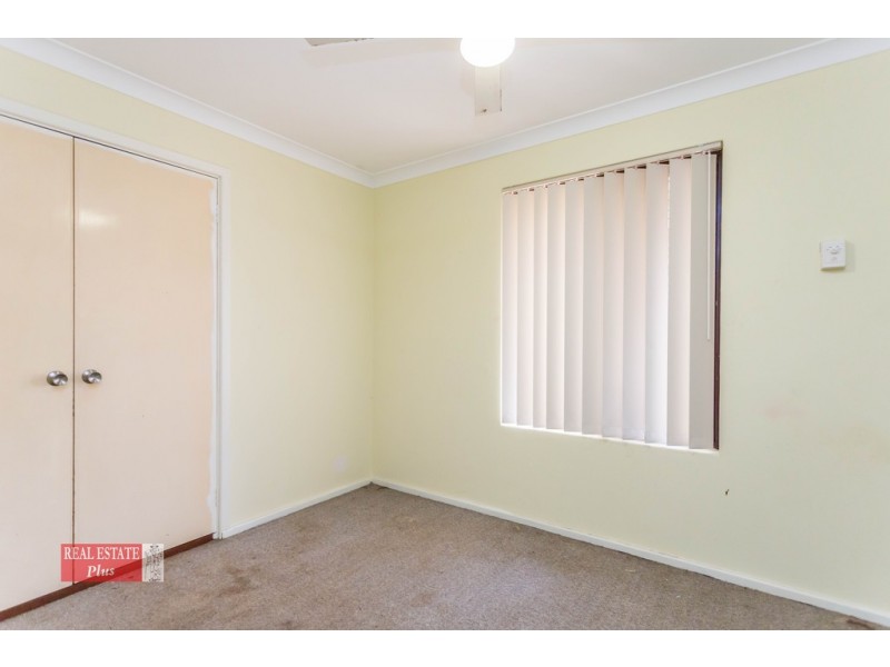 8 Abbott Way, Swan View WA 6056