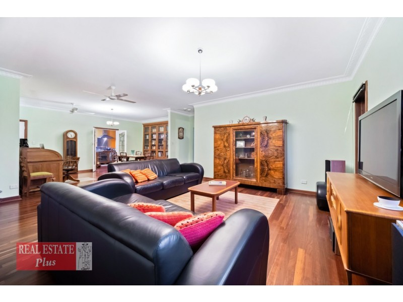 44 Swan View Road, Greenmount WA 6056