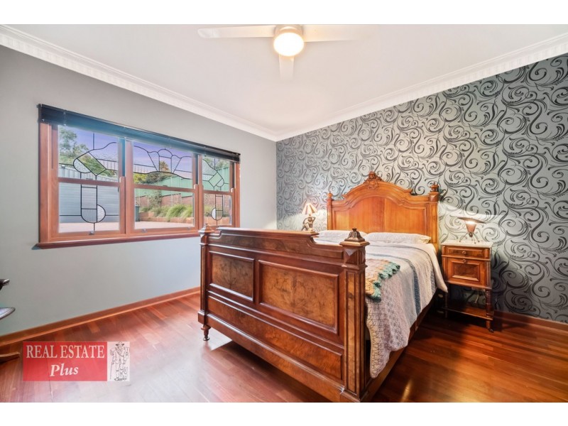 44 Swan View Road, Greenmount WA 6056