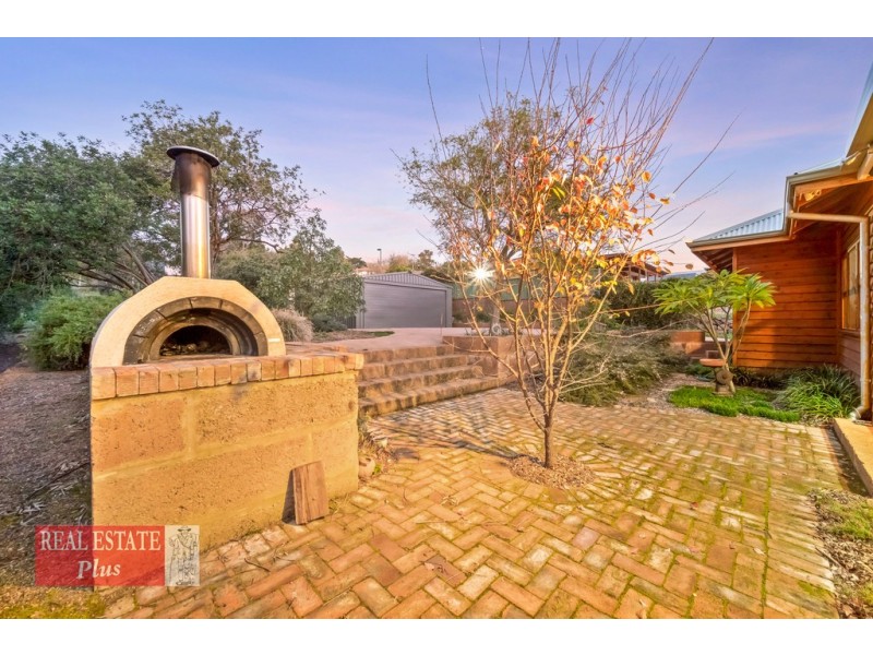 44 Swan View Road, Greenmount WA 6056