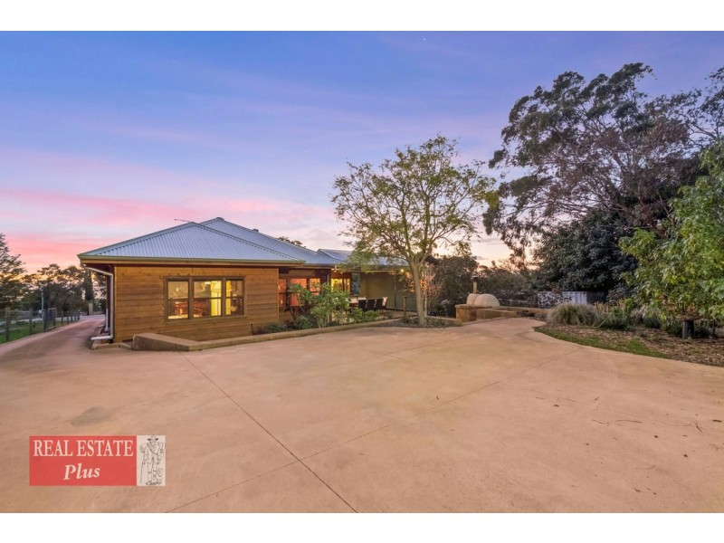 44 Swan View Road, Greenmount WA 6056