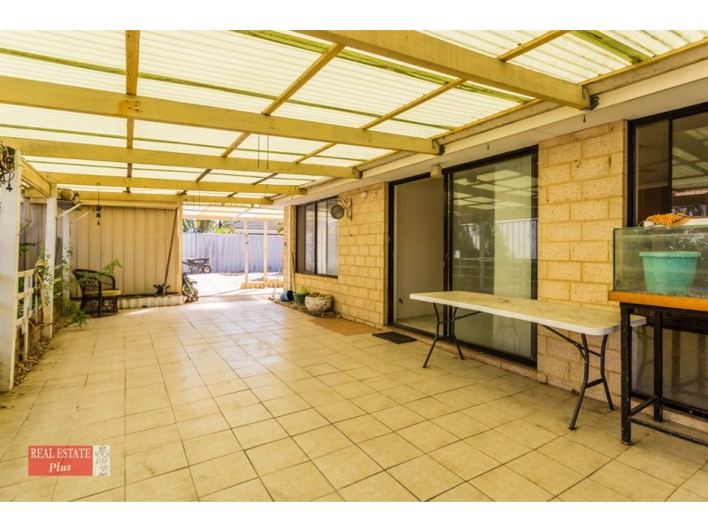 8 Woodview Retreat, Caversham WA 6055