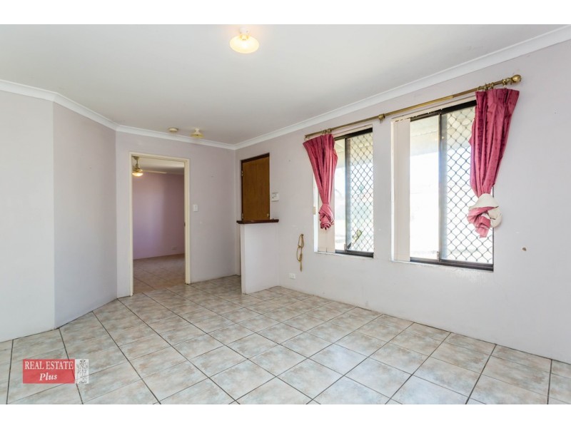 8 Woodview Retreat, Caversham WA 6055