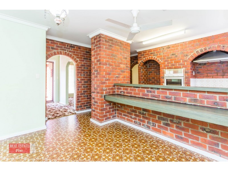 41 Spring Avenue, Midland WA 6056