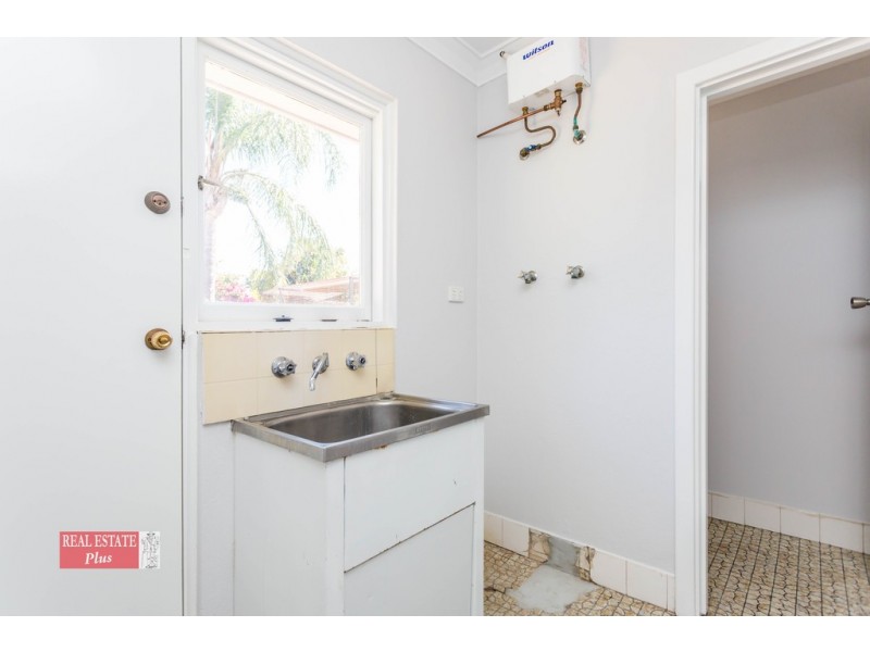 53 Satellite Place, Carlisle WA 6101
