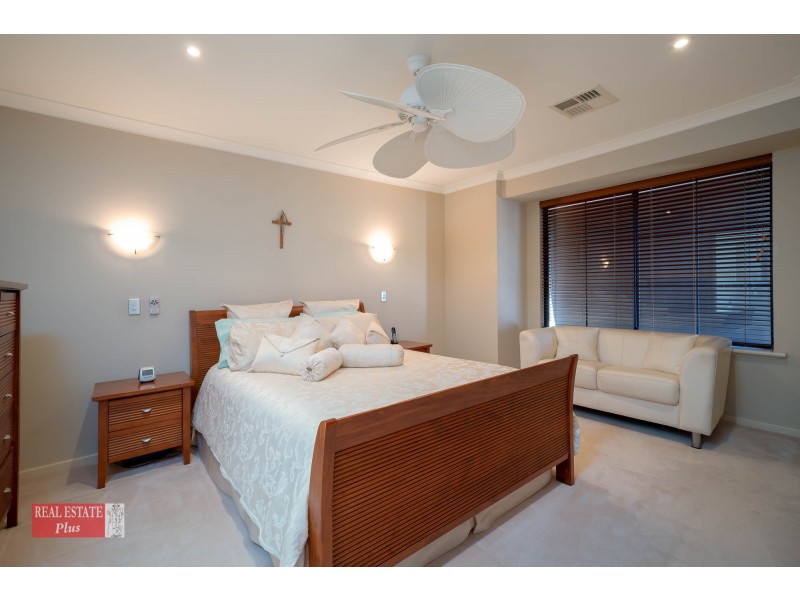 10 Golden Ash Gardens, Helena Valley WA 6056