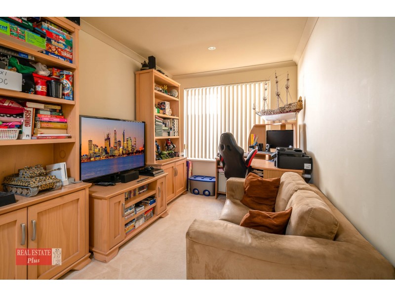 10 Golden Ash Gardens, Helena Valley WA 6056