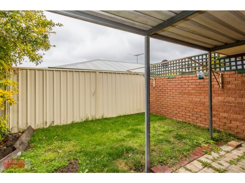 2/44 Charles Street, Midland WA 6056