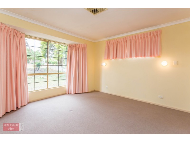 57 Gallipoli Drive, Greenmount WA 6056