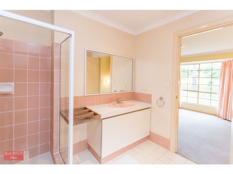 57 Gallipoli Drive, Greenmount WA 6056