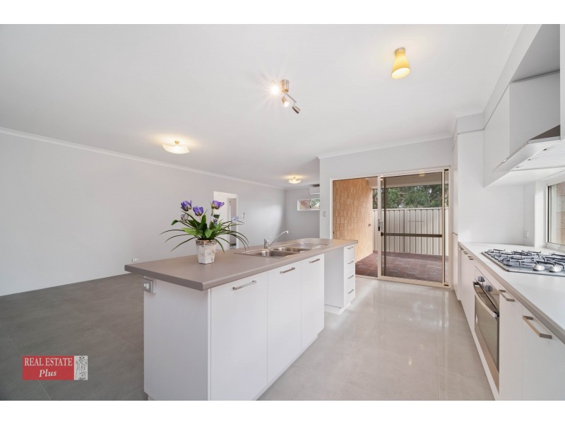 18 Croydon Street, Bellevue WA 6056