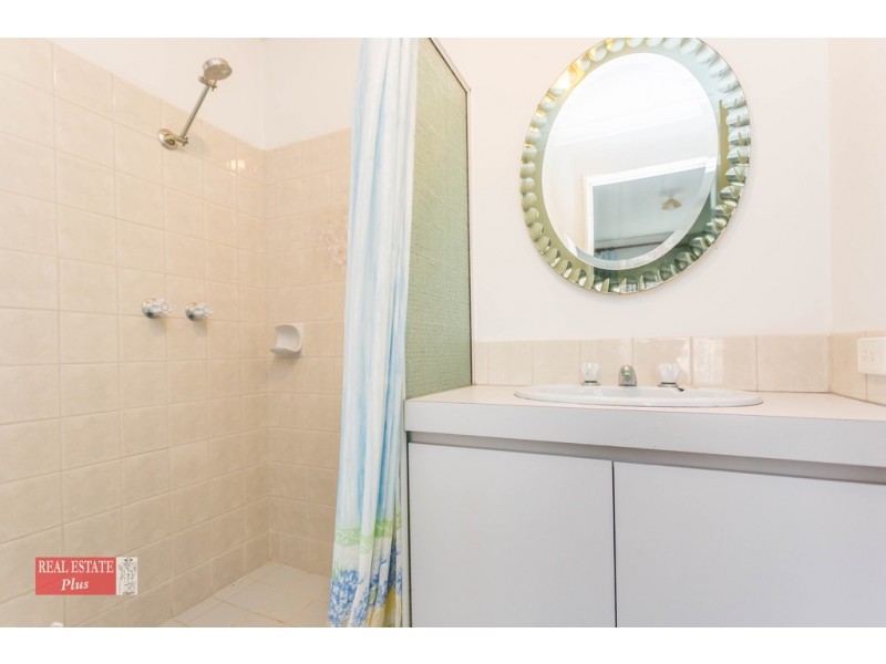 33 Victoria Parade, Midvale WA 6056