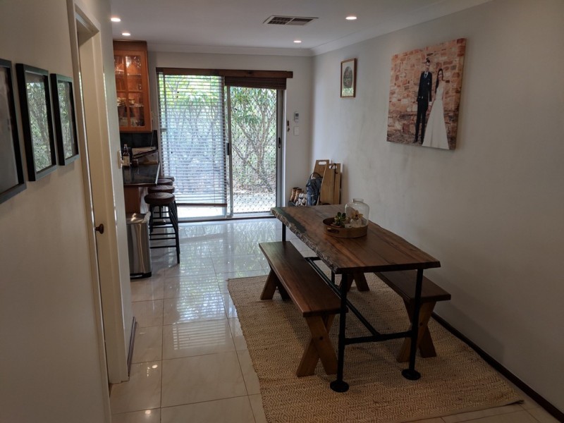 6 Parkway, Swan View WA 6056