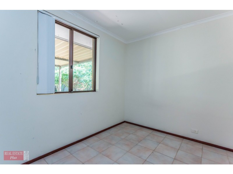 3 Gilmore Place, Forrestfield WA 6058