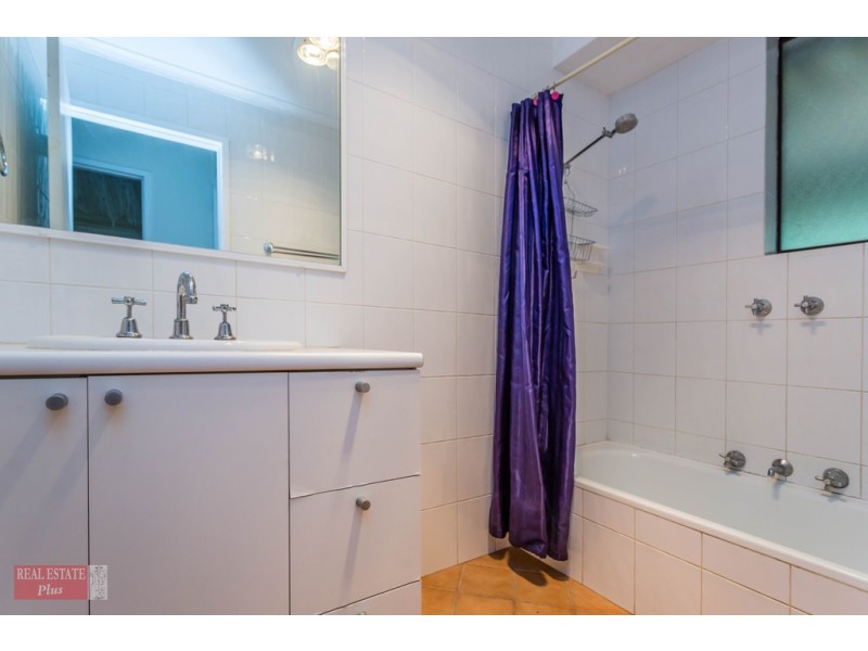 3 Gilmore Place, Forrestfield WA 6058