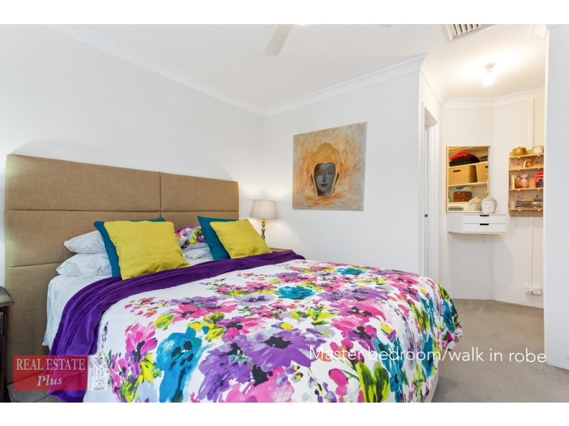 995 Katharine Street, Bellevue WA 6056