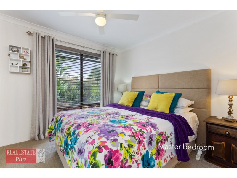 995 Katharine Street, Bellevue WA 6056