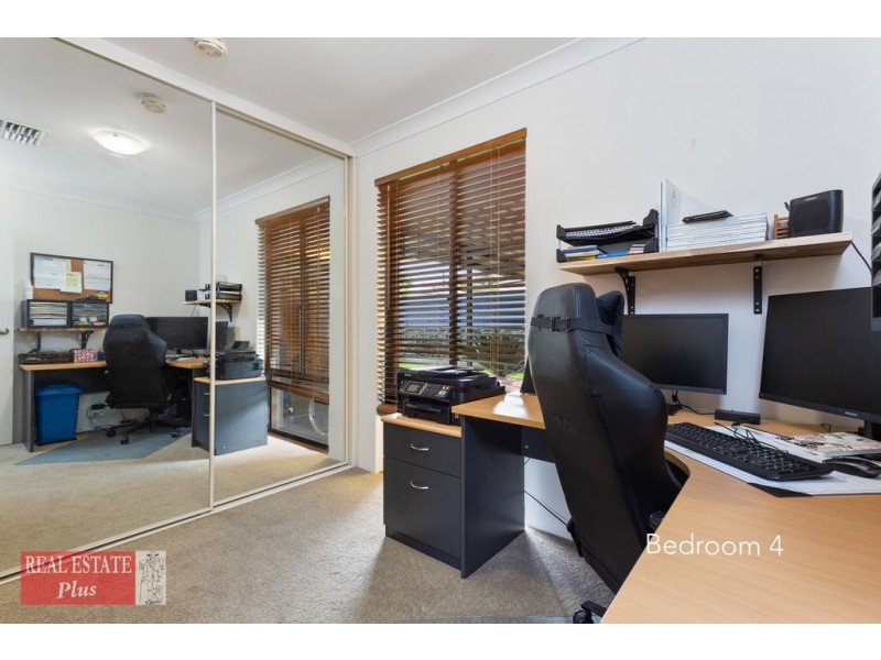 995 Katharine Street, Bellevue WA 6056