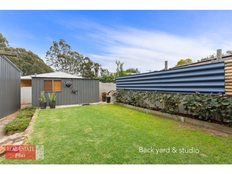 995 Katharine Street, Bellevue WA 6056