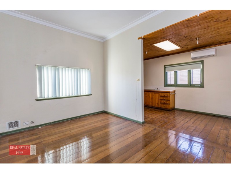1/18 Holmesdale Road, Woodbridge WA 6056