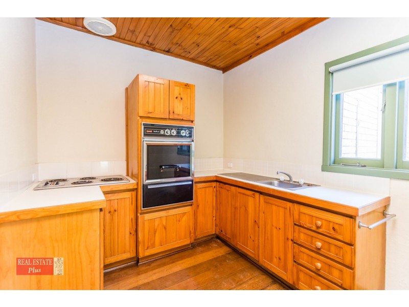 1/18 Holmesdale Road, Woodbridge WA 6056