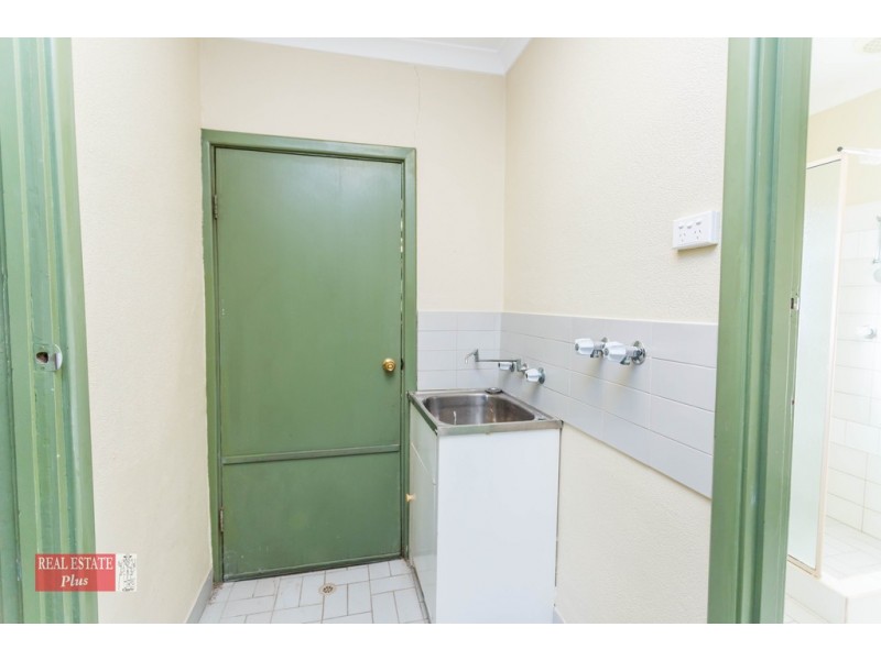 1/18 Holmesdale Road, Woodbridge WA 6056