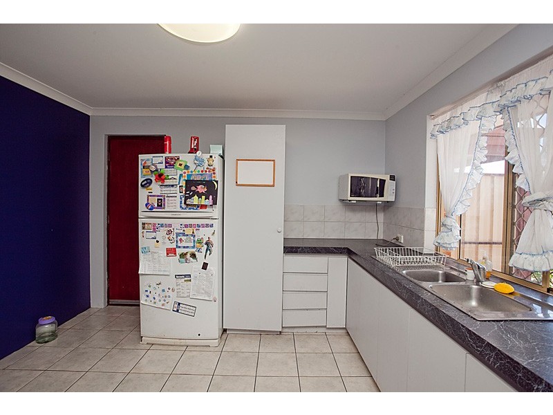 12 Nandup Retreat, Swan View WA 6056