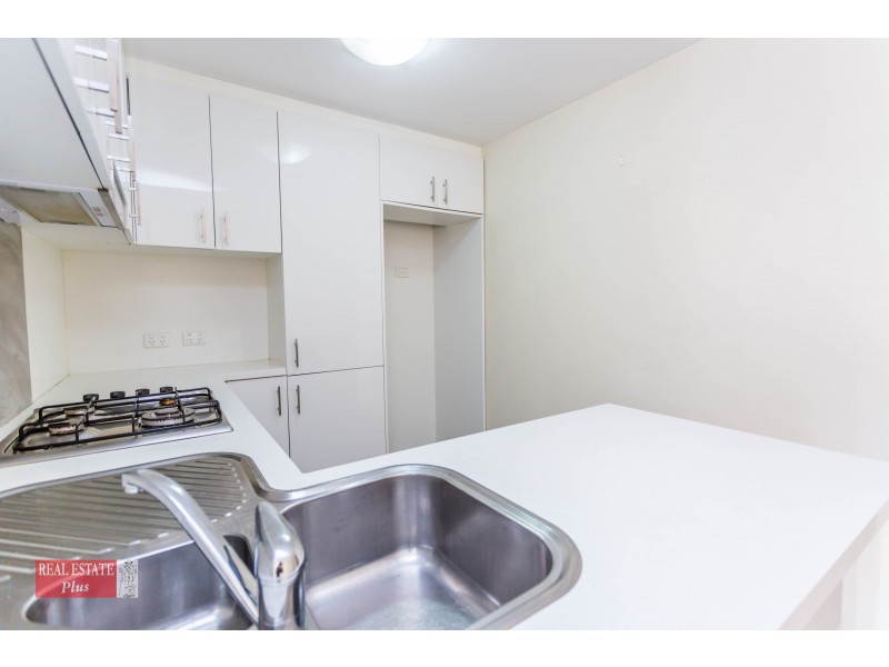 16/42 The Crescent, Midland WA 6056