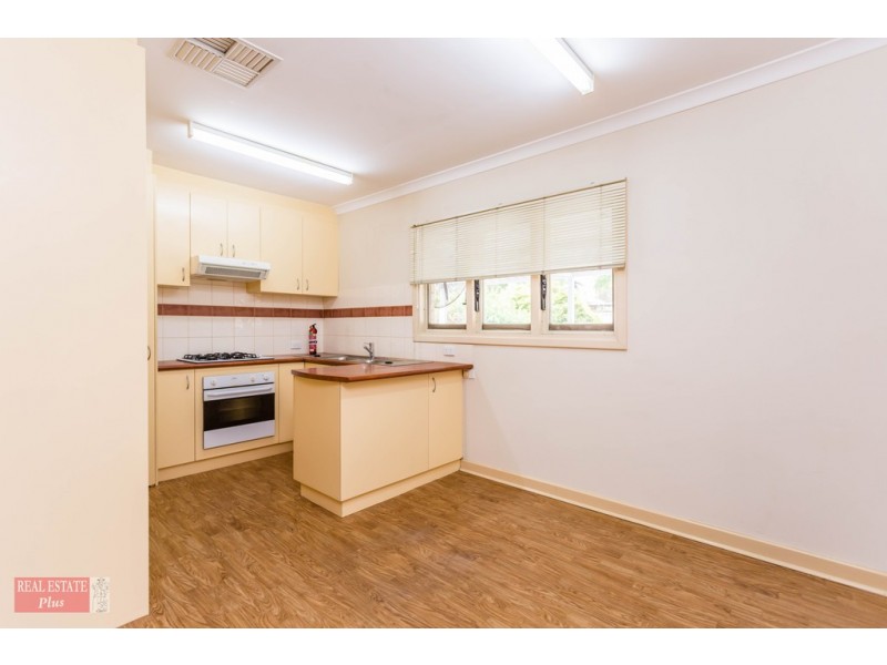 14 Banjine Road, Koongamia WA 6056