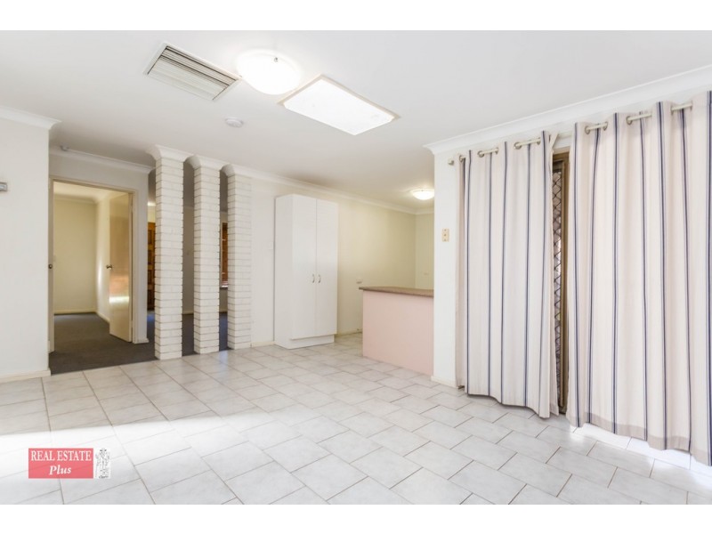 198 Blackadder Road, Swan View WA 6056