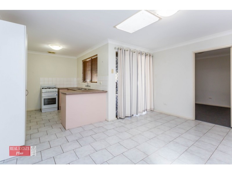 198 Blackadder Road, Swan View WA 6056